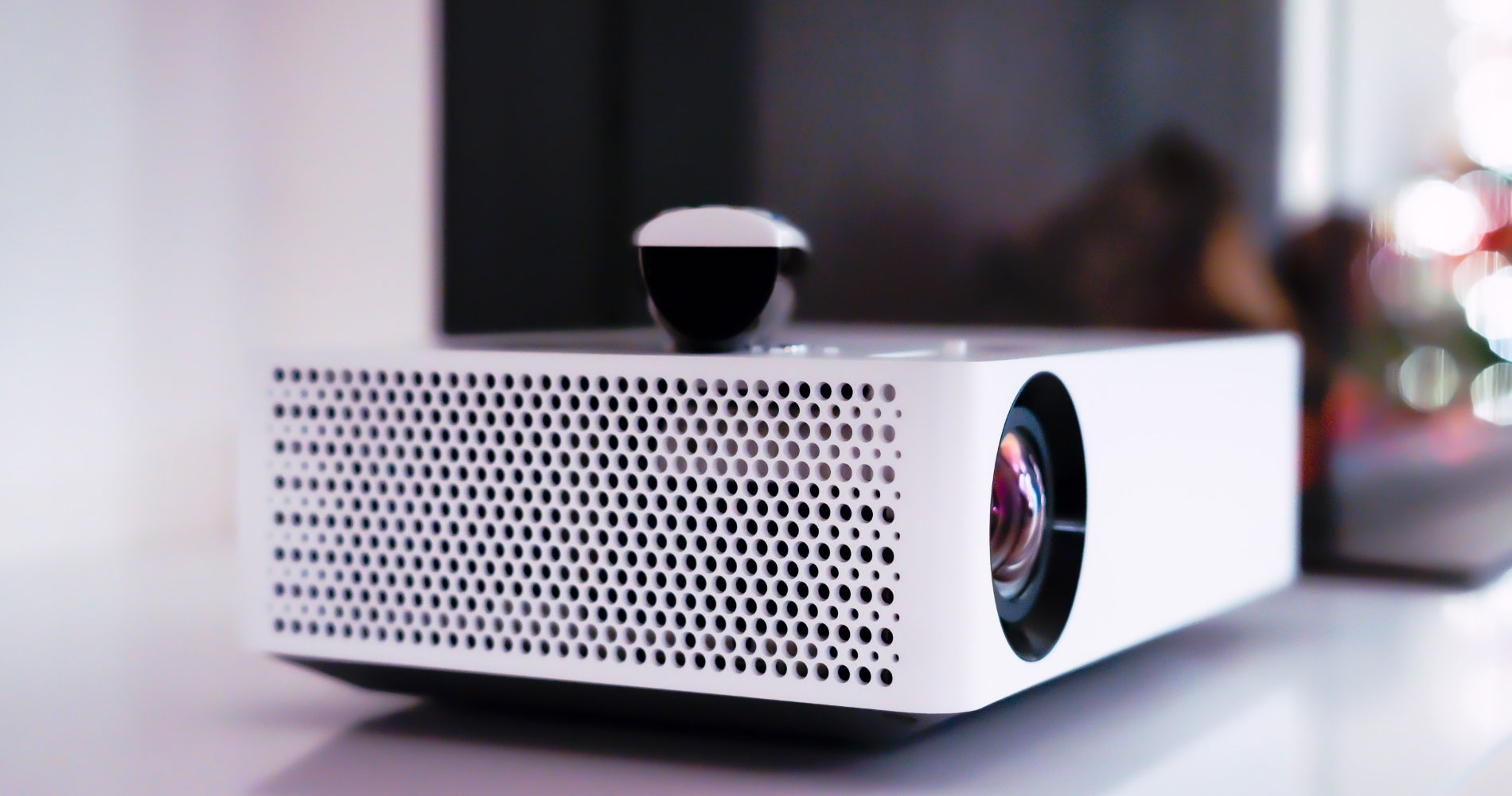 Projectors and Projection Screen